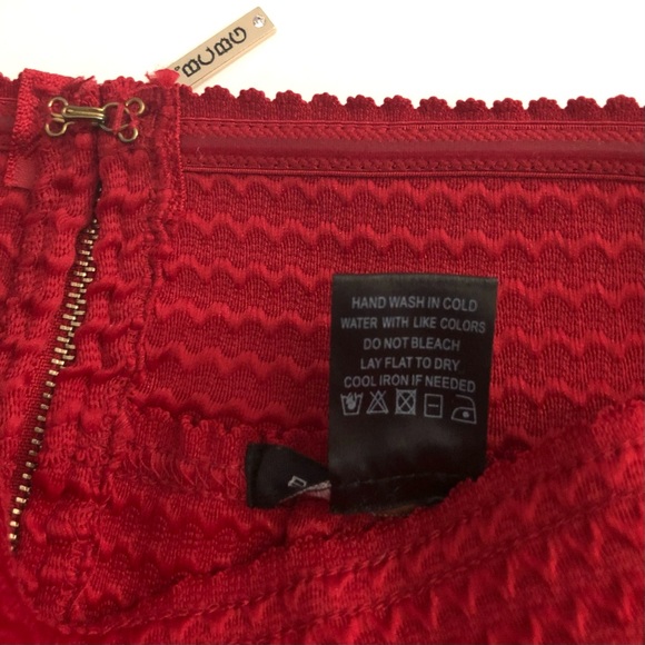 BCBGMaxAziria Red Bandage Bodycon Pencil Skirt | XS - Picture 6 of 6